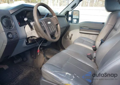 2011 Ford F-250 Xl из США, поврежденный, VIN 1FTBF2B62BEC53542